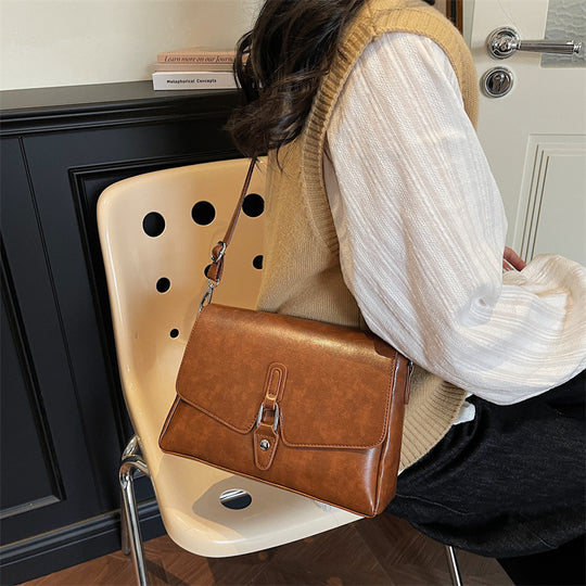 Damen elegante Umhängetasche mit luxuriösem Lederfinish und praktischen Fächern Nord Taschen
