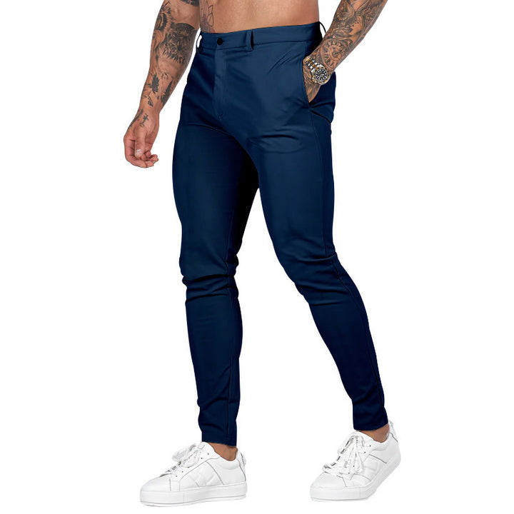 Herren Slim-Fit Stretch-Chino mit schmal zulaufendem Bein und dezenten Eingrifftaschen Nord Taschen