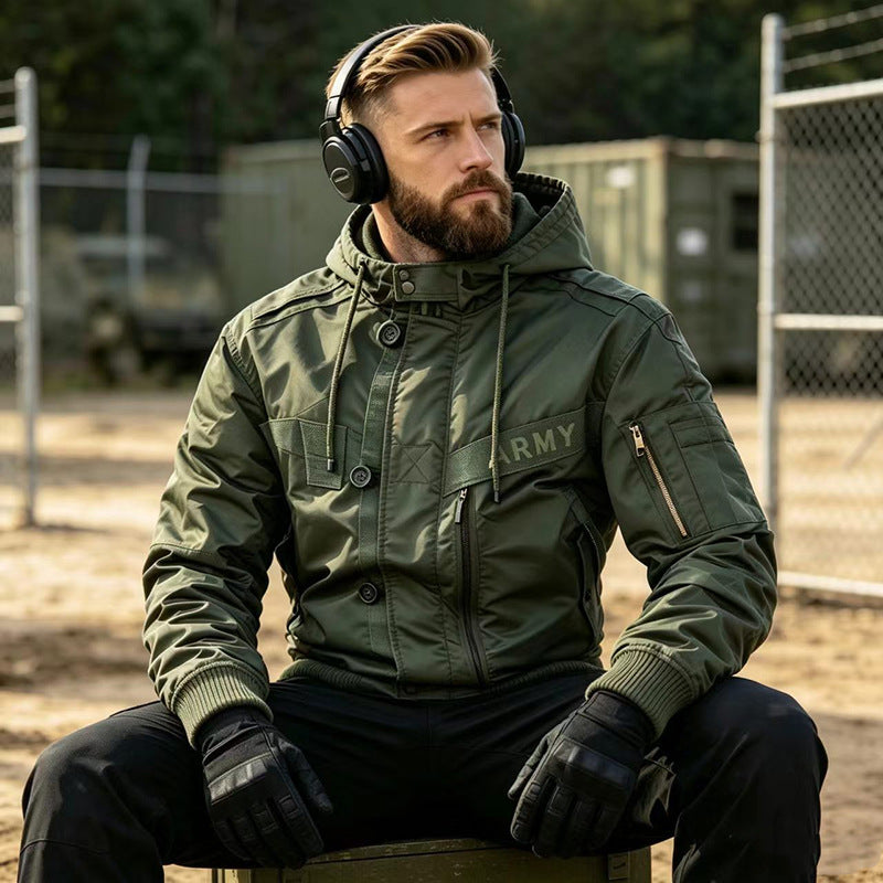 Herren Militärinspirierte Kapuzen-Bomberjacke mit Utility-Taschen Nord Taschen