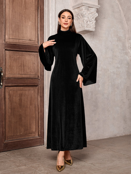 Damen Maxikleid aus Samt mit Stehkragen und Glockenärmeln Nord Taschen
