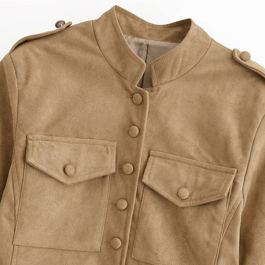 Damen Taillierte Safarijacke aus Wildlederoptik mit Stehkragen und Zierknöpfen Nord Taschen