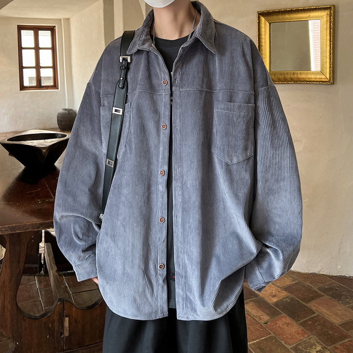 Herren oversized Kordhemdjacke mit aufgesetzten Brusttaschen, abgerundetem Saum und lockerer Silhouette Nord Taschen