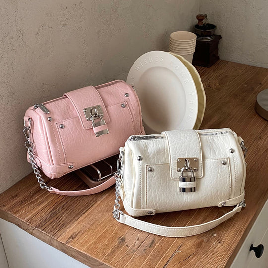 Damen Umhängetasche mit luxuriösem Kettenakzent und stilvollem Verschluss Nord Taschen