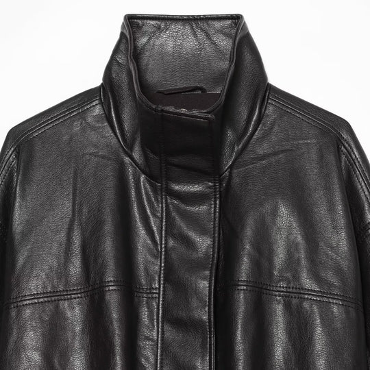 Damen Cropped Boxy Kunstlederjacke mit hohem Funnelkragen und verdeckter Leiste Nord Taschen