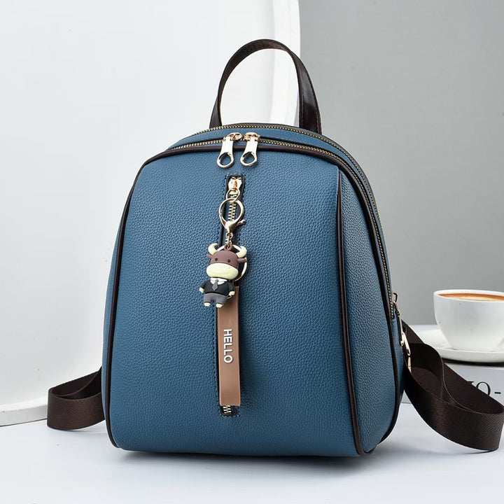 Damen Rucksackhandtasche mit praktischem Innenraum und trendigem Anhänger Nord Taschen