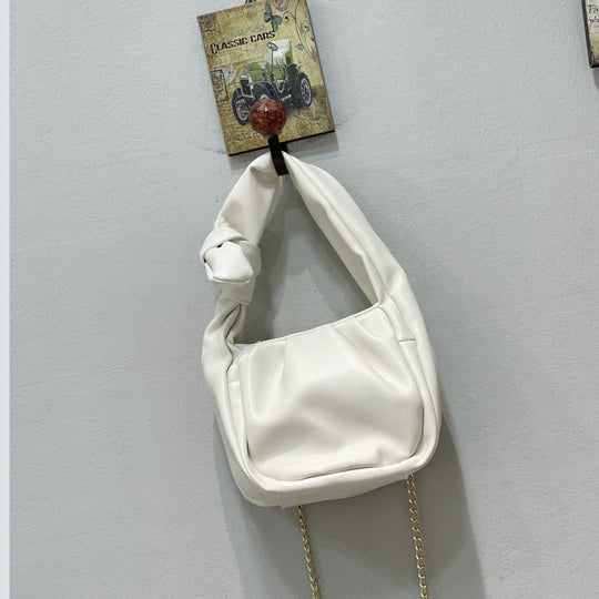Damen Hobo-Tasche mit knotenförmigem Griff und eleganter Kettenverzierung Nord Taschen