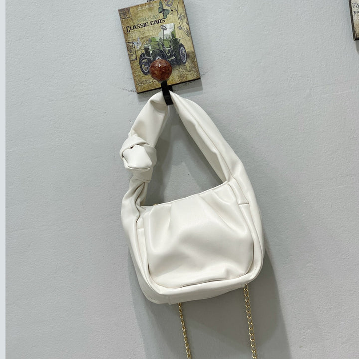 Damen Hobo-Tasche mit knotenförmigem Griff und eleganter Kettenverzierung Nord Taschen