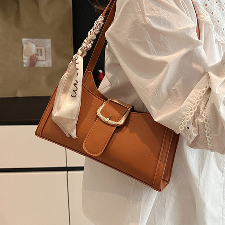 Damen Handtasche mit elegantem Kettenverschluss und modischem Design Nord Taschen