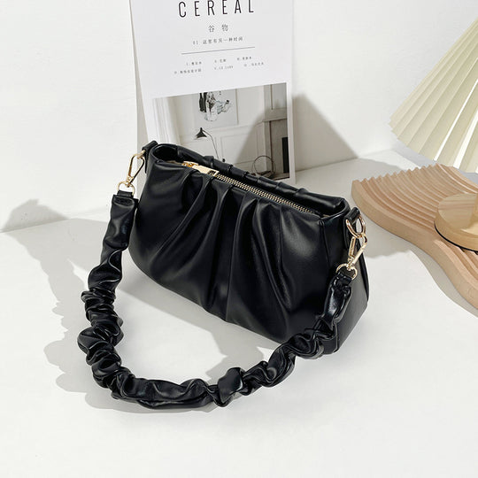 Damen Clutch mit raffiniertem Raffungseffekt und praktischem Tragriemen Nord Taschen