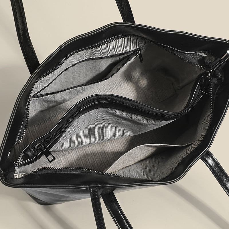 Damen Tragetasche mit eleganter Silhouette und abnehmbarem Kosmetiktäschchen Nord Taschen