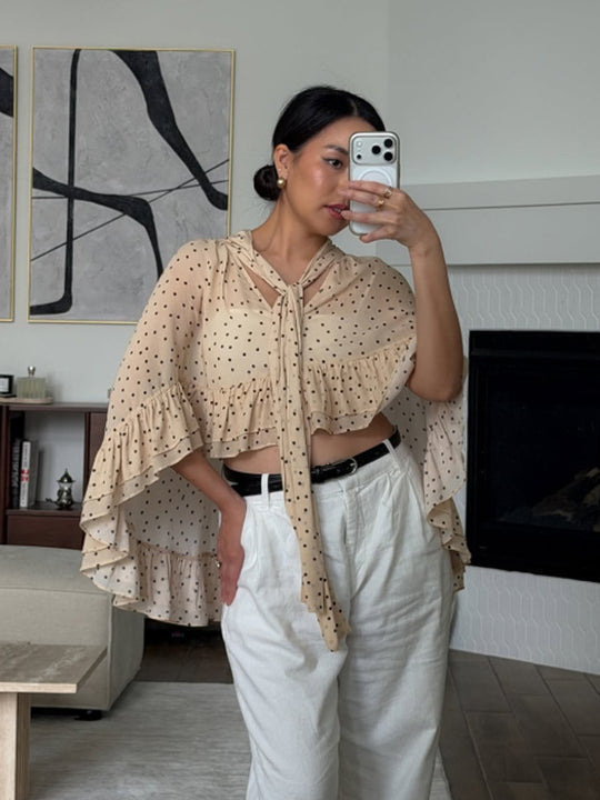 Damen transparente gepunktete Chiffon-Cropped-Bluse mit Krawattenband, Volants und Cape-Schnitt Nord Taschen