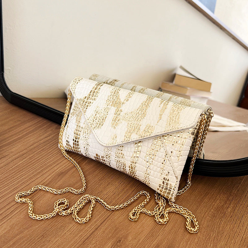 Damen elegante Clutch im schimmernden Krokodil-Look Nord Taschen