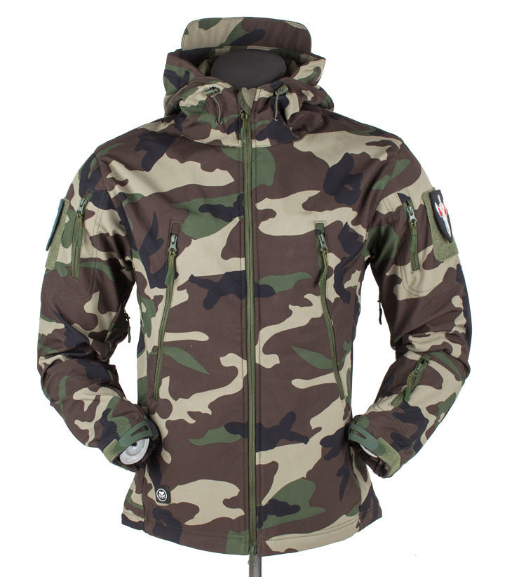 Herren taktische Softshell‑Fieldjacke mit Kapuze, Multifunktionstaschen und Klettpatchfläche Nord Taschen