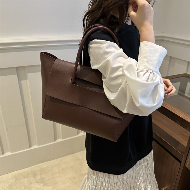 Damen elegante praktische Handtasche mit strukturiertem Design Nord Taschen