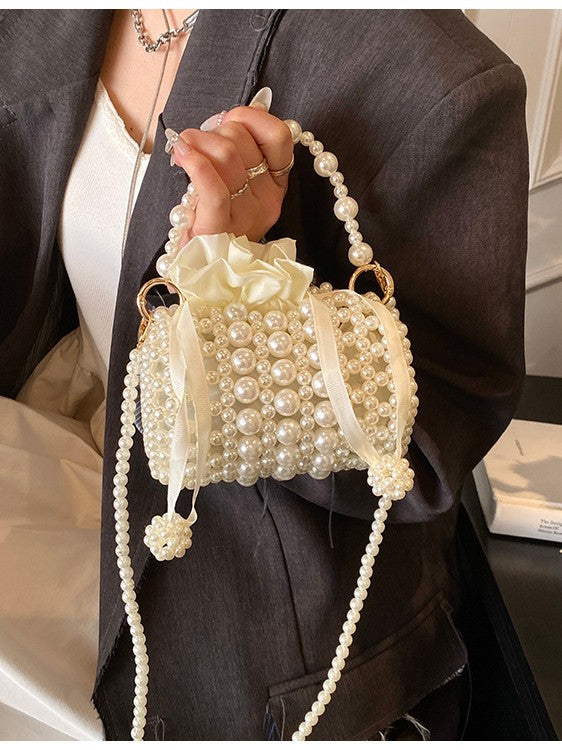 Damen modische Perlenhandtasche mit dekorativen Riemen Nord Taschen