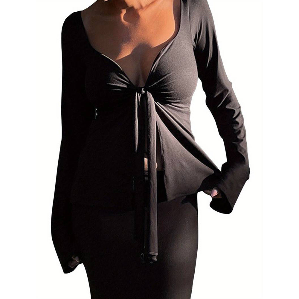 Damen figurformendes Wickel-Top mit tiefem V‑Ausschnitt, Bindetail und ausgestellten Manschetten Nord Taschen