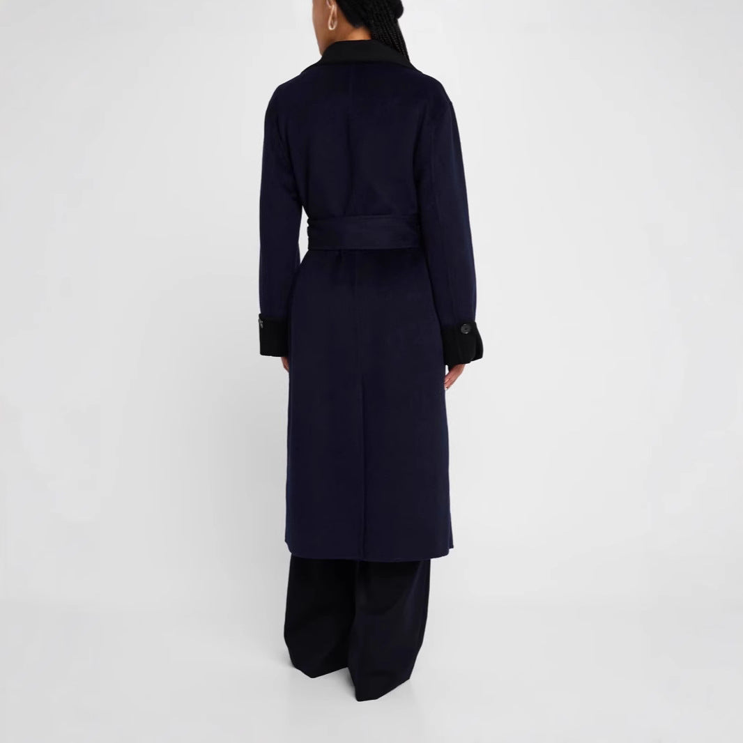 Damen Taillierter Wollmix-Mantel mit Bindegürtel, kontrastiertem Revers und Pattentaschen Nord Taschen