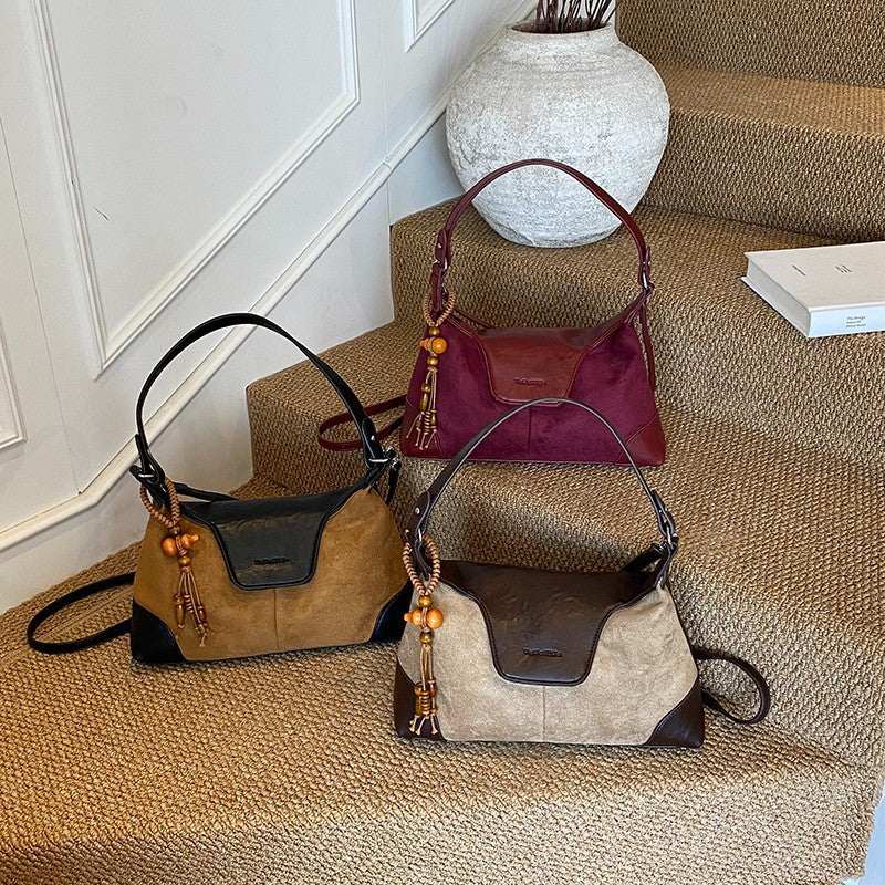 Damen Hobo-Tasche mit stilvollen Fransen-Details und hochwertigem Obermaterial Nord Taschen