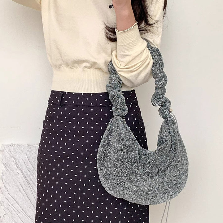 Damen Hobo-Tasche mit elastischem Tragegriff und geschmeidiger Oberfläche Nord Taschen
