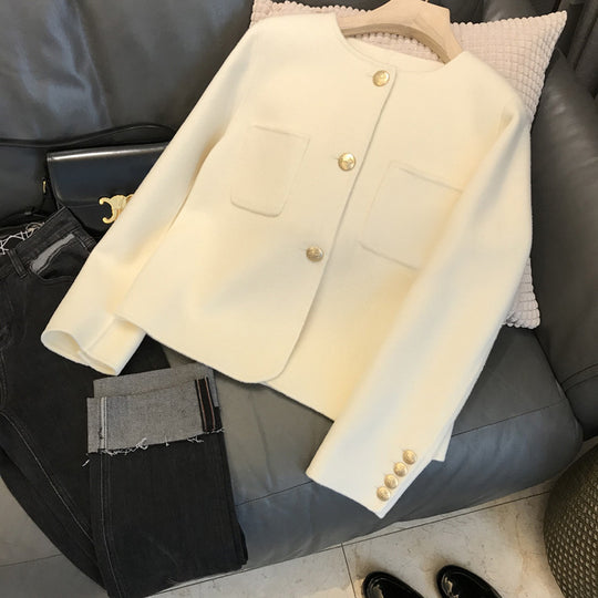 Damen Stilvolle Kurzjacke mit Knopfdetails Nord Taschen
