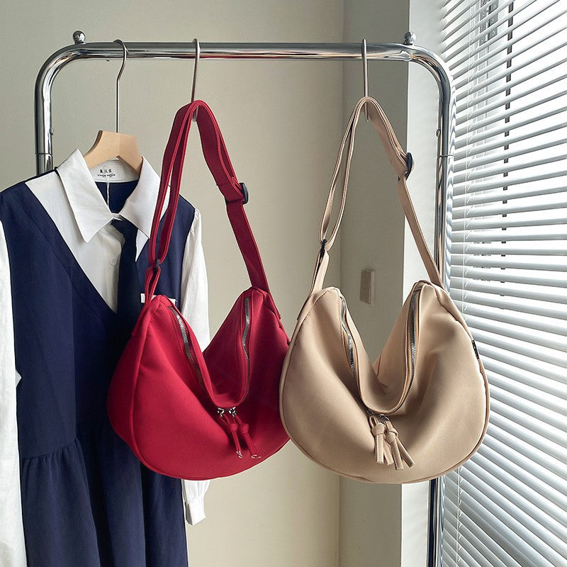Damen modische Umhängetasche mit elegantem Reißverschluss Nord Taschen