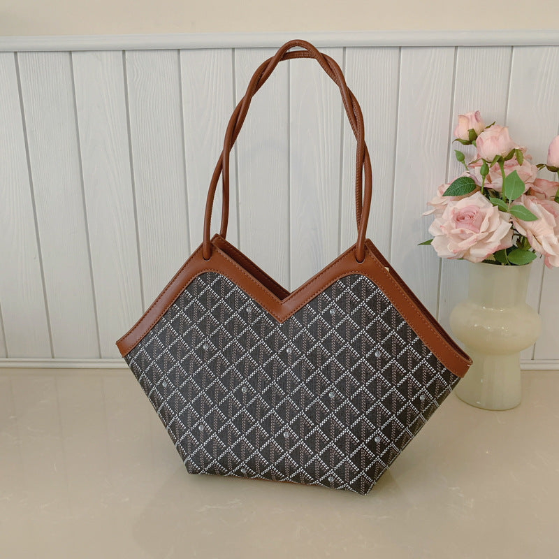 Damen Shopper Tasche mit modernem Karomuster und exquisiten Details Nord Taschen
