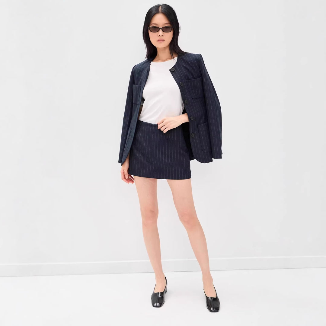Damen Nadelstreifen‑Blazer ohne Revers mit tailliertem Minirock‑Set Nord Taschen