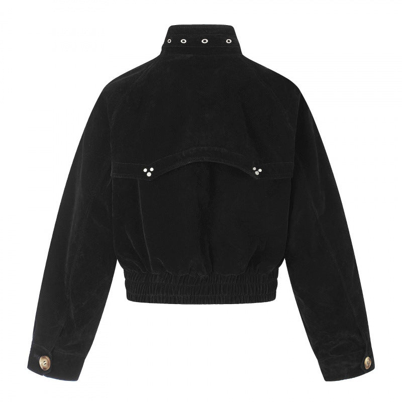 Damen Kurz geschnittene Wildleder‑Bomberjacke mit hohem Stehkragen, Metall‑Applikationen und elastischem Taillenbund Nord Taschen
