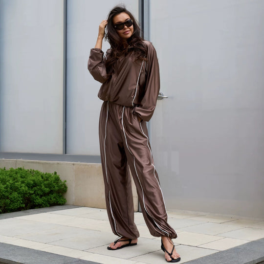Damen Satin-Trainingsanzug mit Reißverschlussjacke und weiter Gummibund-Hose Nord Taschen