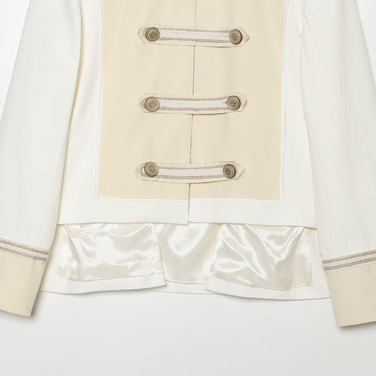 Damen Militärisch inspirierte Kurzjacke mit Zierknopfleiste Nord Taschen