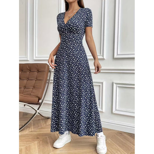 Damen Maxikleid mit vorteilhaftem V-Ausschnitt und floralem Muster Nord Taschen