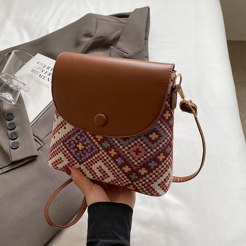 Damen Umhängetasche mit kunstvollem gewebtem Design Nord Taschen