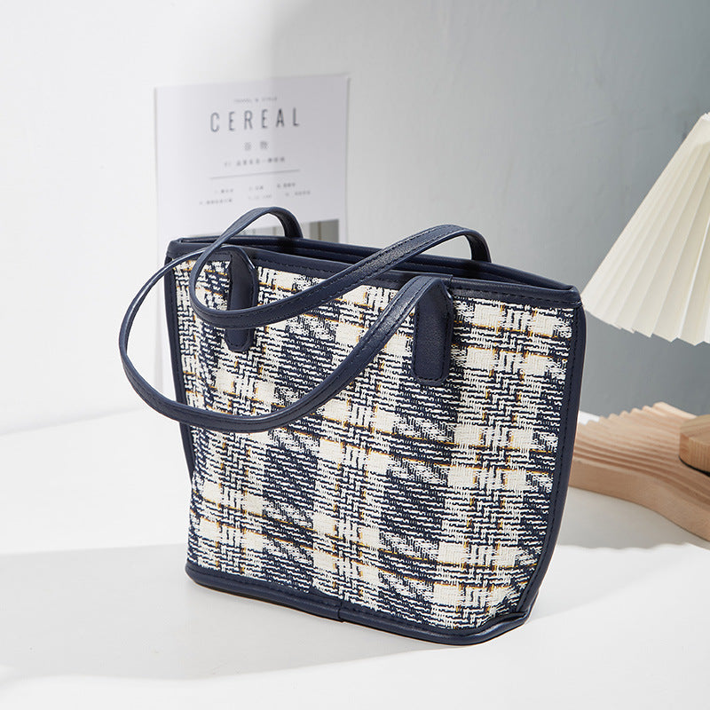 Damen Tragetasche mit modischem Karo-Design und robusten Ledergriffen Nord Taschen