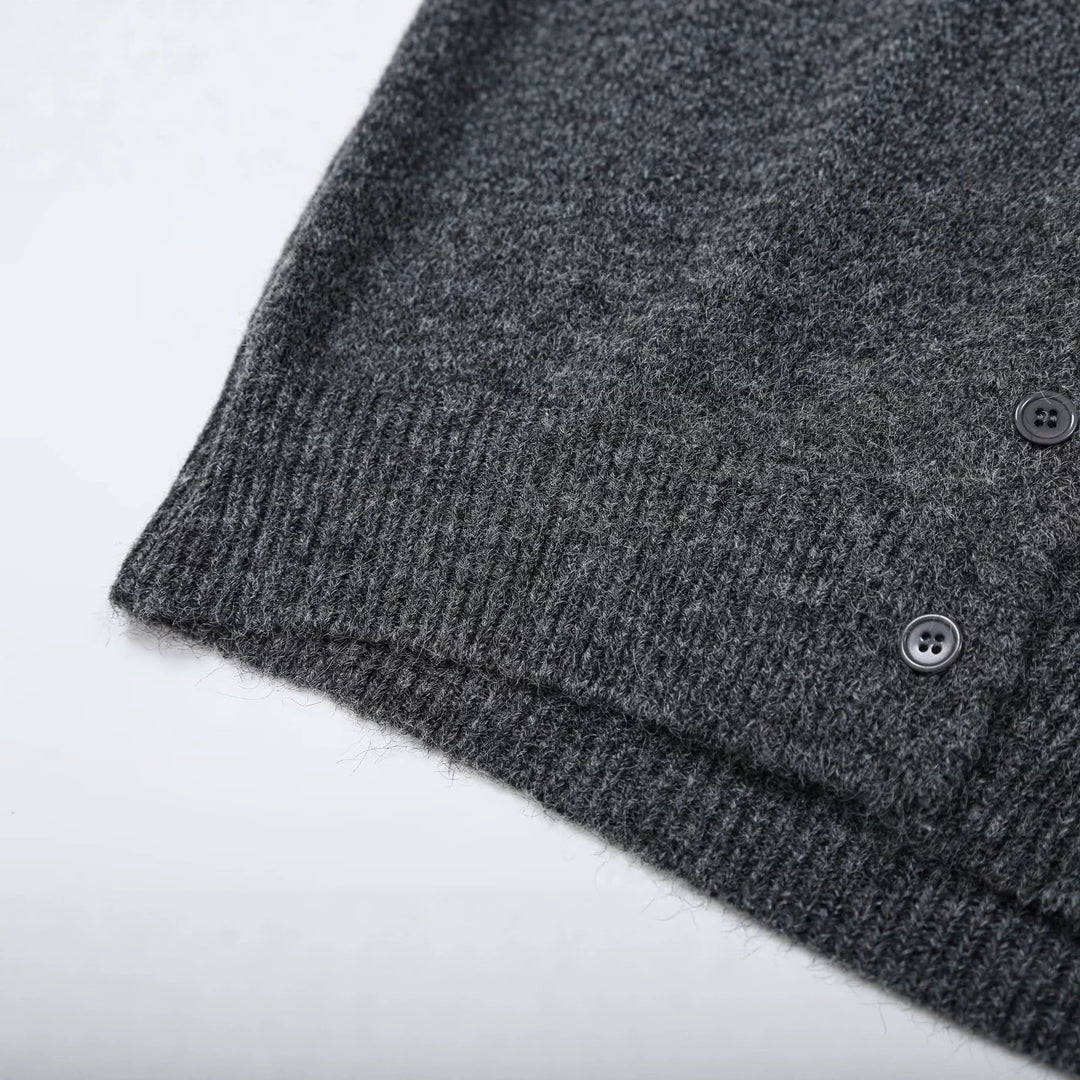 Damen Oversize Strickcardigan mit tiefem V Ausschnitt und Rippbund Nord Taschen