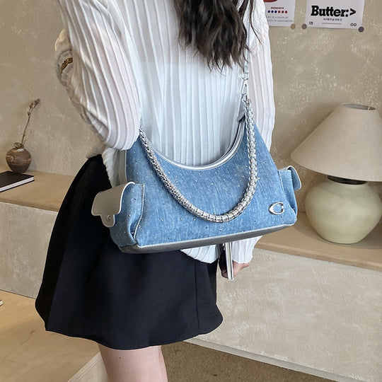Damen elegante Beuteltasche aus Denim mit dekorativer Kettenverzierung Nord Taschen