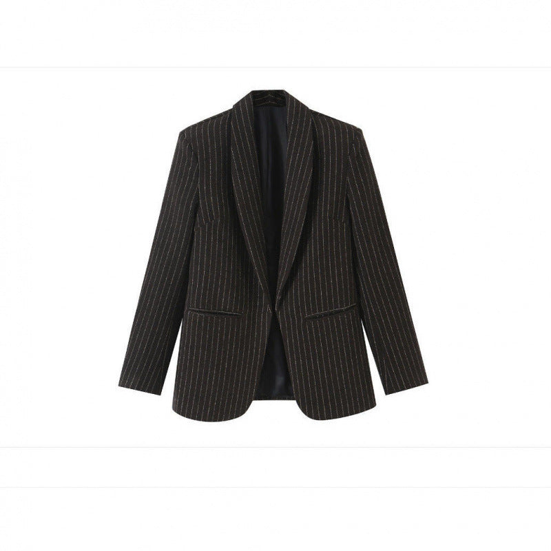 Damen Nadelstreifen-Blazer mit Schalkragen und leicht taillierter Silhouette Nord Taschen