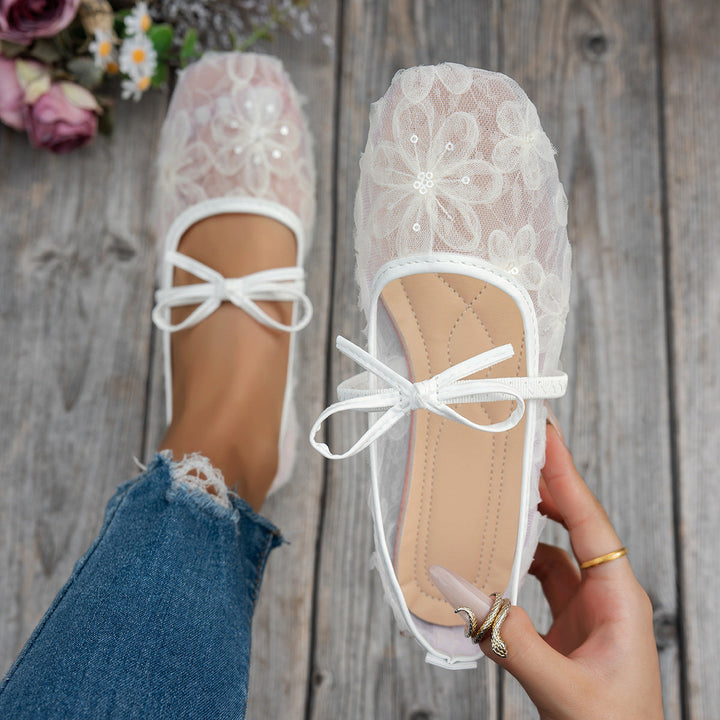 Damen Elegante Spitzenschuhe mit dekorativen Schleifen und funkelnden Akzenten