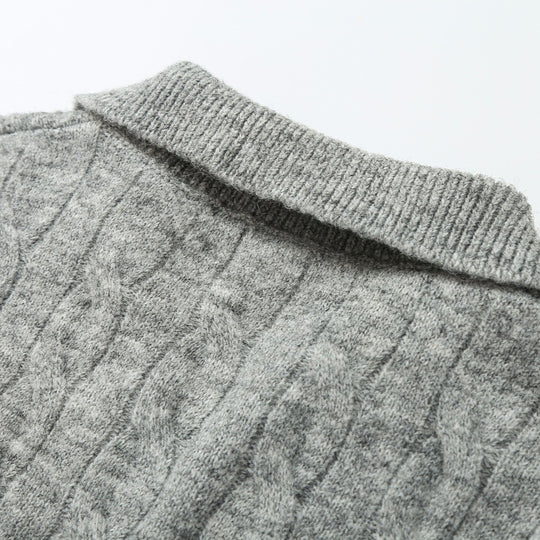 Damen Grobgestrickter Zopfmuster-Pullover mit offenem Polokragen und V‑Ausschnitt Nord Taschen