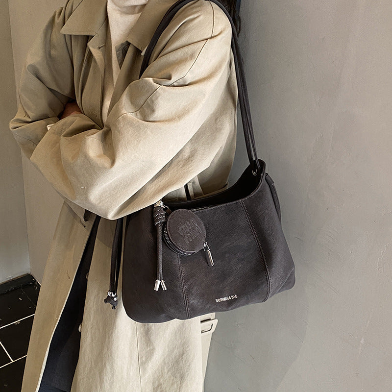Damen praktische Schultertasche mit geschmeidigem Leder Nord Taschen