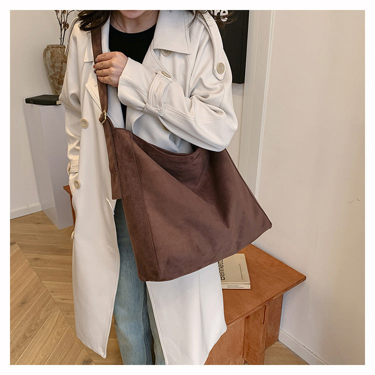 Damen Soft-Leder Schultertasche Nord Taschen