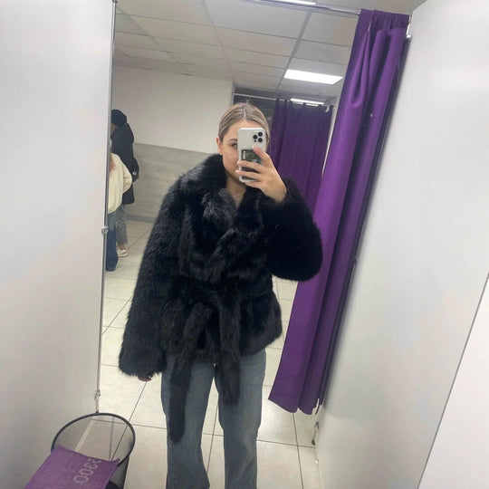 Damen Kurzmantel aus langflorigem Faux-Fur mit taillierendem Bindegürtel Nord Taschen