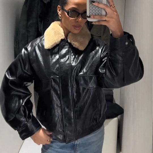 Damen Glänzende Oversize Lederimitat-Bomberjacke mit voluminösem Kunstfellkragen Nord Taschen