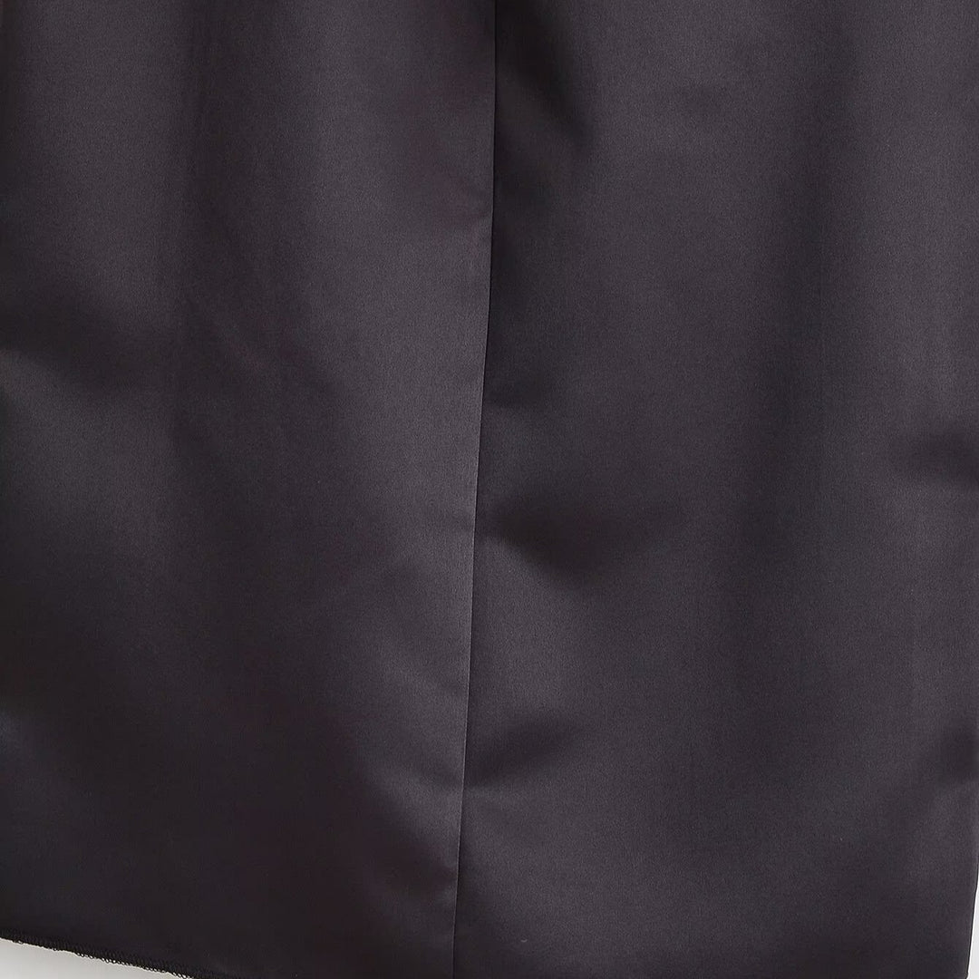 Damen Satin-Midirock mit hohem Bund, seitlichem Schlitz und dekorativen Froschverschlüssen Nord Taschen