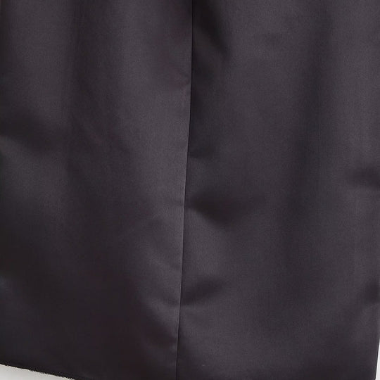 Damen Satin-Midirock mit hohem Bund, seitlichem Schlitz und dekorativen Froschverschlüssen Nord Taschen