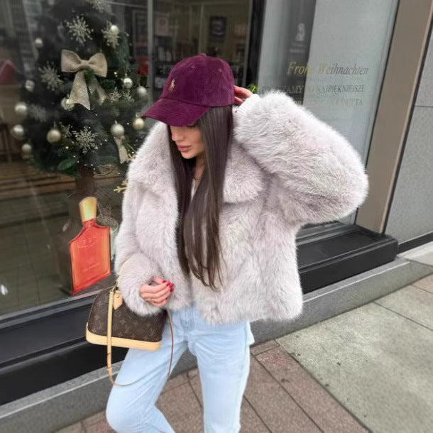 Damen Kurzgeschnittener Kunstpelz‑Blouson mit voluminösem Schalkragen und dichtem Flor Nord Taschen