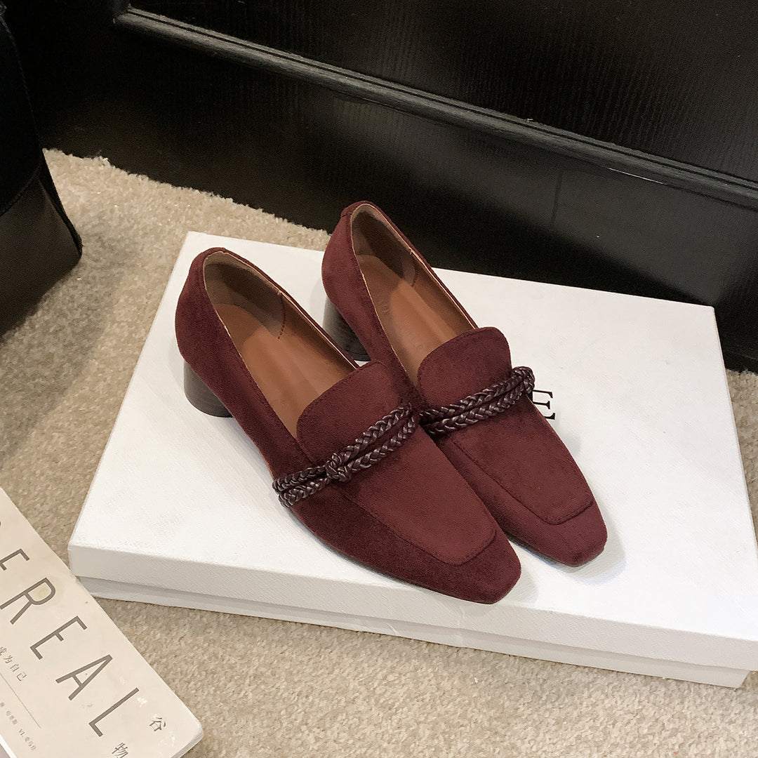 Damen Veloursleder-Loafer mit geflochtenem Riemendetail und niedrigem Blockabsatz Nord Taschen