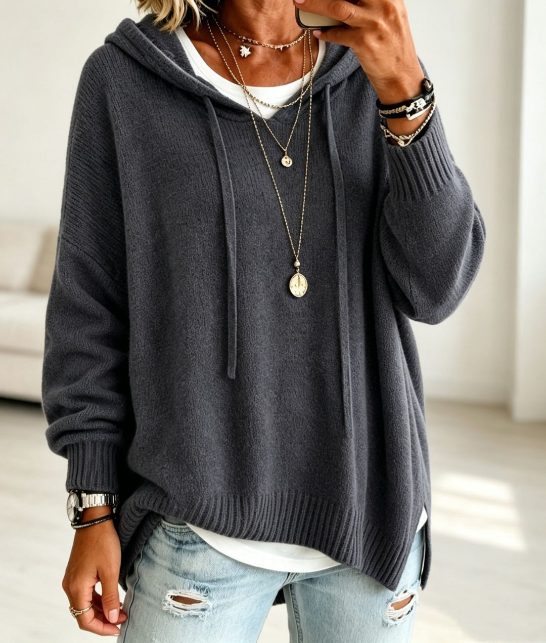 Damen Oversize-Kapuzensweater aus feinem Strick mit gerippten Bündchen Nord Taschen