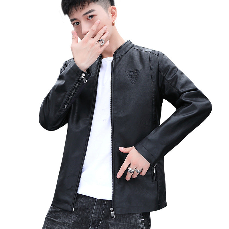 Herren Schmal geschnittene Kunstleder‑Motojacke mit minimalem Stehkragen und Zipperdetail Nord Taschen