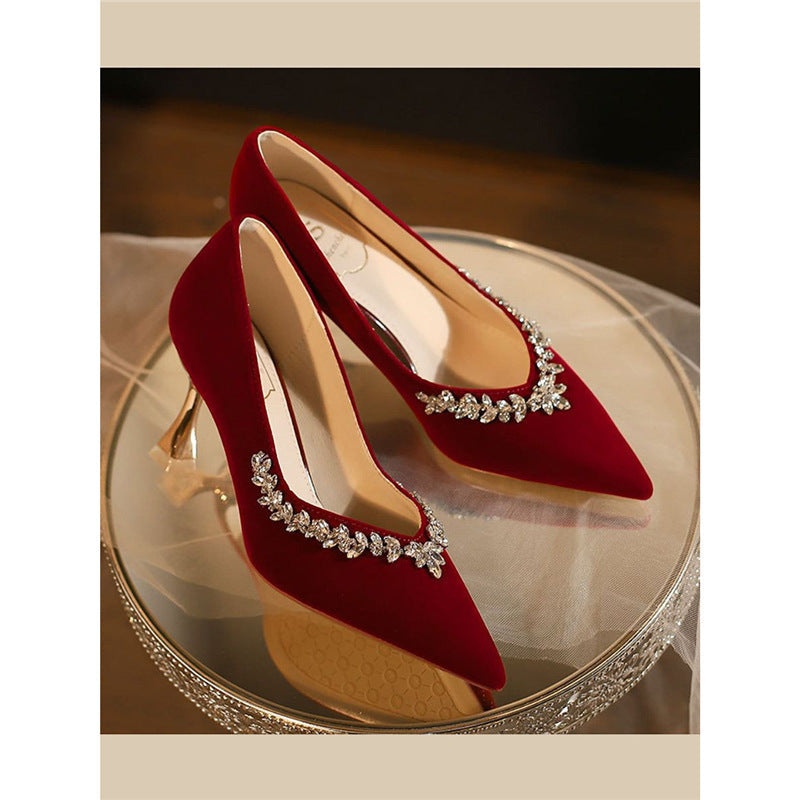 Damen elegante spitze Pumps mit Kristallverzierung