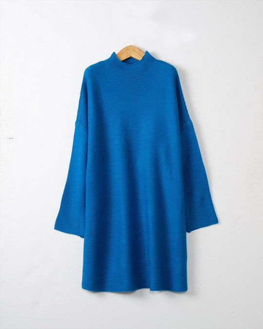 Damen Oversize Strick-Tunika mit kurzem Stehkragen und überschnittener Schulter Nord Taschen